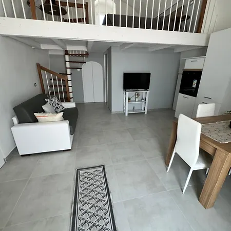 Borgo Antico Bed & Breakfast Poggiorsini