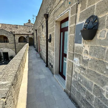 Borgo Antico Nocleg ze śniadaniem 4*